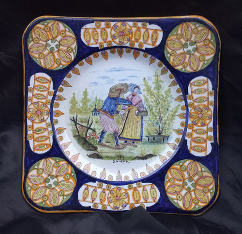 Plat faïence émaillée