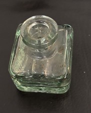 MILITARIA  1914 -Encrier de Poilu en verre avec 2 encoches et bouchon- Tranchée