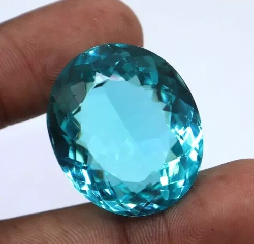 Topaze bleue naturelle - bleue, 82,19