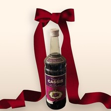 ANCIENNE BOUTEILLE DE CRÈME DE CASSIS LA DUCHESSE ENVIRON 40 ANS D ÂGE LIQUEUR