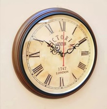 Horloge murale ancienne de la