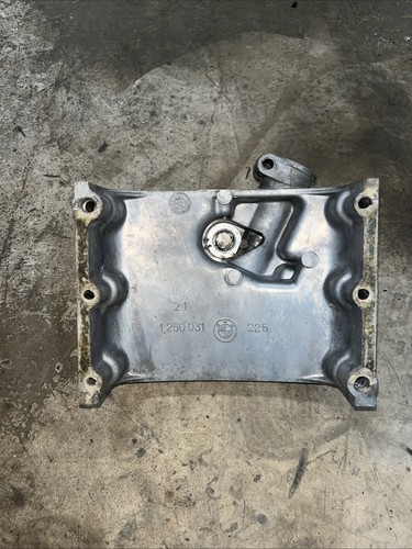 Bmw carter moteur distribution - bmw,