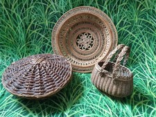 Anciennes corbeilles panier