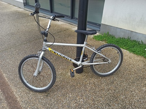 Vélo bmx vintage - peugeot, xs