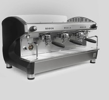 Machine A Cage Et Un Moule A