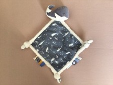 Doudou plat Baleine avec