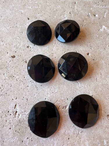 Large boutons - 6, (3