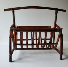 Porte revu vintage en rotin