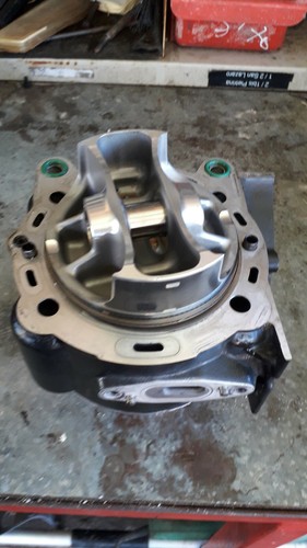 Piston cylindre horizontal - piston,