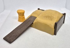 TAS DE FOIN AVEC RAMPE ET