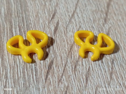 Playmobil boucles jaunes - x2,