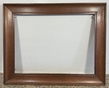 Cadre ancien en bois mouluré