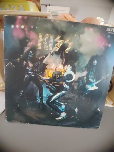 Kiss alive records - alive,
