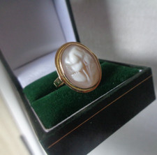 Bague Cameo Florale En Or