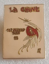Pin's DIAC RENAULT LA CHINE 1988 - émail Grand Feu- 3.8 X 5 Centimètres