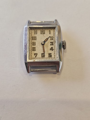 Montre mouvement tank - , art