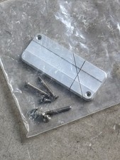 Ruban fendu coupe-table à