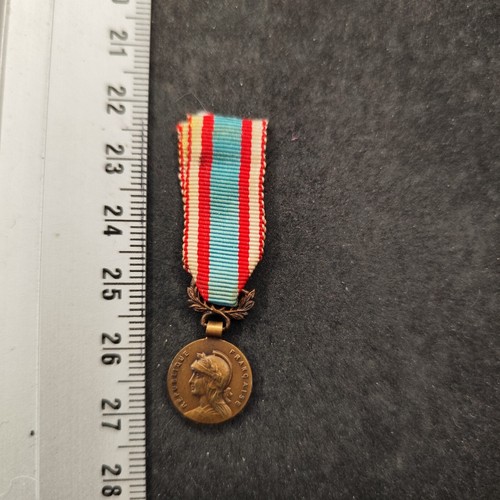 Medaille decoration reduction - medaille,