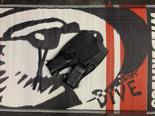 Used jet fins - , medium