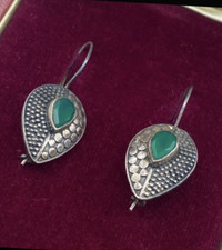 Poire Forme Vert Naturel Gemme