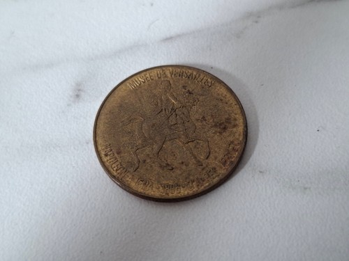 Ancienne médaille versailles - médaille,