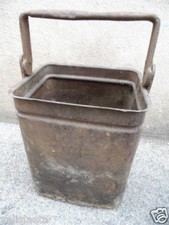 SEAU EN METAL US ARMY 2ème GM ? IDEAL DECO MOBILIER INDUSTRIEL