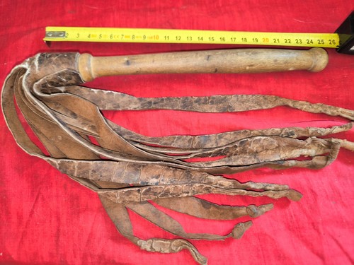 Martinet règlementaire cuir