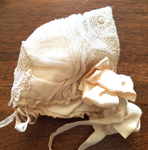 Poupée bonnet tulle et - poupÉe, en