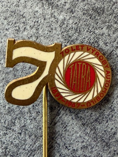 Pin vintage tatra 70 - pin's,