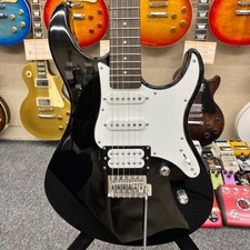 【11383】YAMAHA PACIFICA