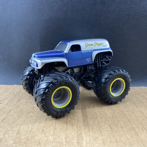 Monster jam grave digger - monster,