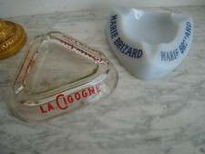 LOT 2 CENDRIERS ANCIENS MARIE BRIZARD ET KIRSCH CIGO LA CIGOGNE