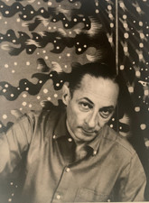 PHOTOGRAPHIE DE L'ARTISTE JEAN