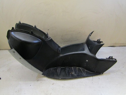 Marche pieds tablier central - tablier,