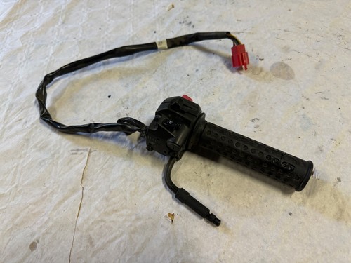 Commodo droit sym 125 - -,