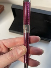 stylo bille Laqué Rose + Trousse Dupont