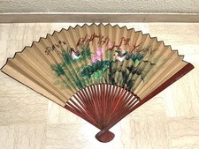 Grand éventail mural bambou carton peint