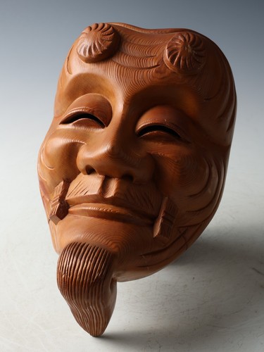 Ancien masque japonais - , hinoki