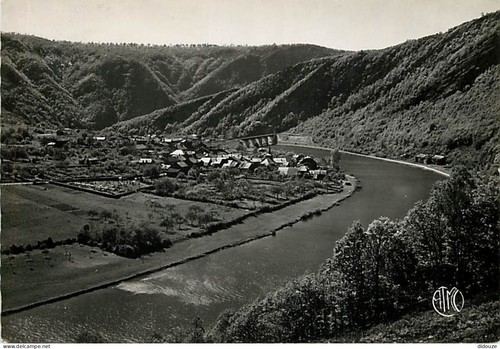 Carte postale laifour - -,