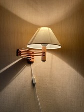 Applique Articulée en Bois