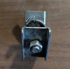 Collier fixation pour selle de