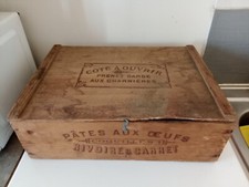 Boite en bois " rivoire et carret"