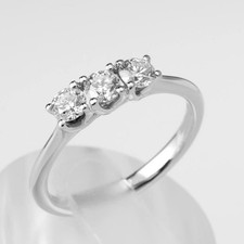 Bague trilogie diamant ct - 0,61,