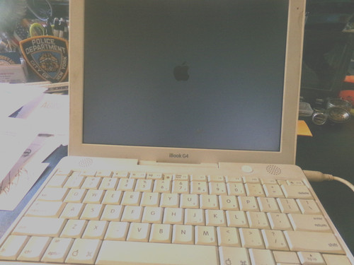 Apple ibook laptop - ibook, g4