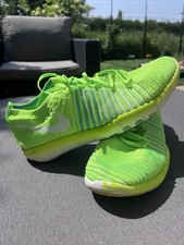NIKE FREE TRANSFORM FLYKNIT SIZE 10.5 WOMEN'S RUNNING TRAINING (833410 302)