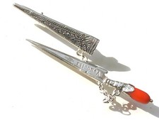 BELLE BROCHE COUTEAU CORSE