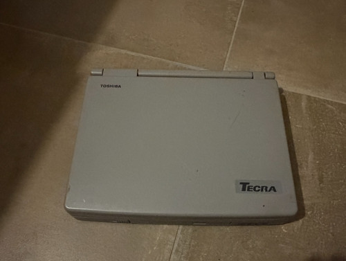 Vintage toshiba tecra 720cdt - tecra,