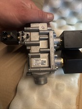 Bloc gaz FRISQUET F3AA40660 -