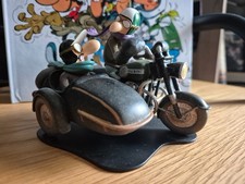 FIGURINE JOE BAR TEAM Le Side-Car Mtot Guzzy 850 GT  de Guido et Ed