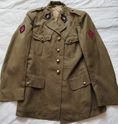 Veste uniforme modèle - modèle, 45